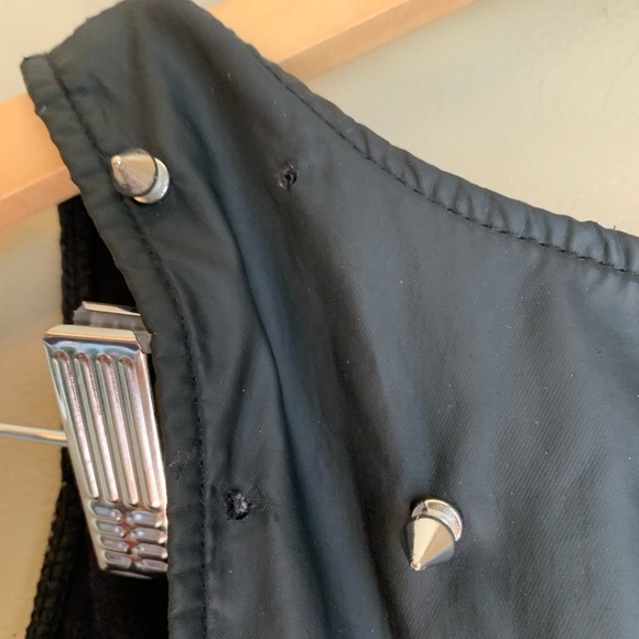 Royal bones studded tank top size medium - Picture 6 of 7